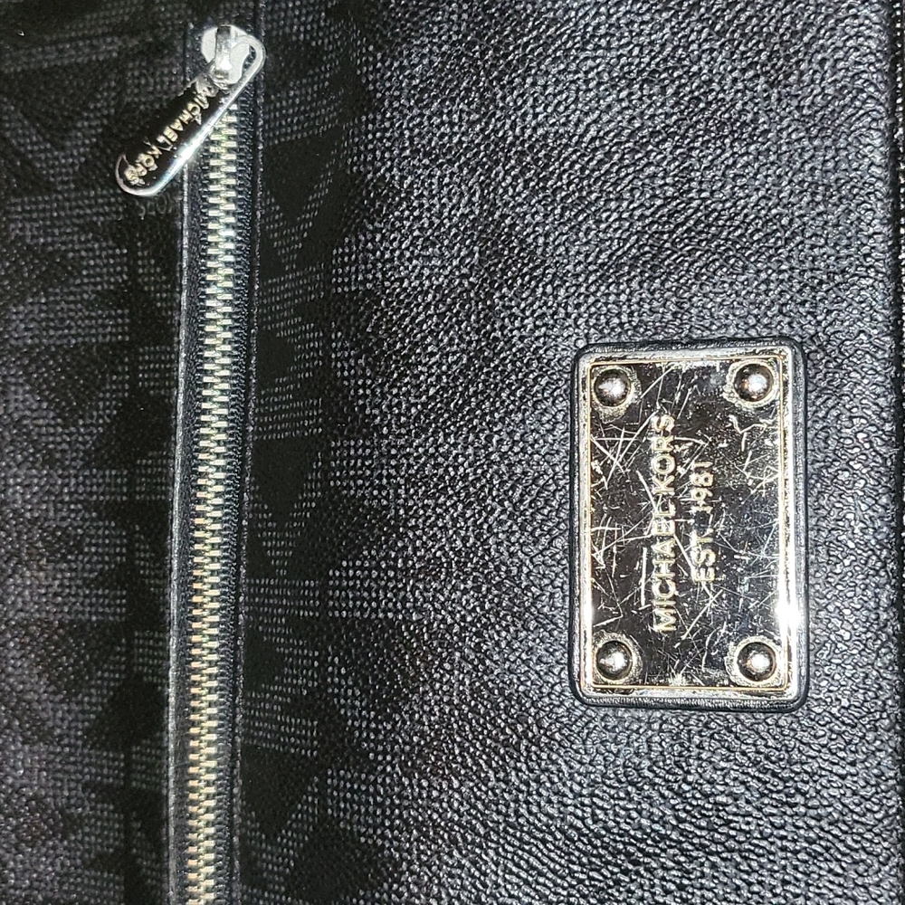 Black Signature Mk Wallet Used Condition... - image 6